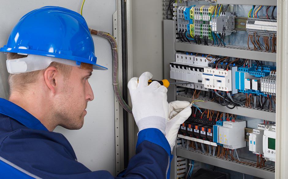 électricité bâtiment industriel Persan